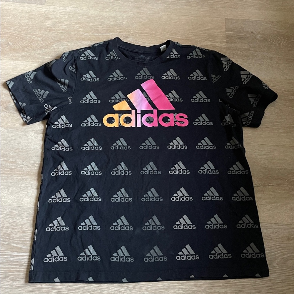 Adidas all over print tee - Picture 2 of 5